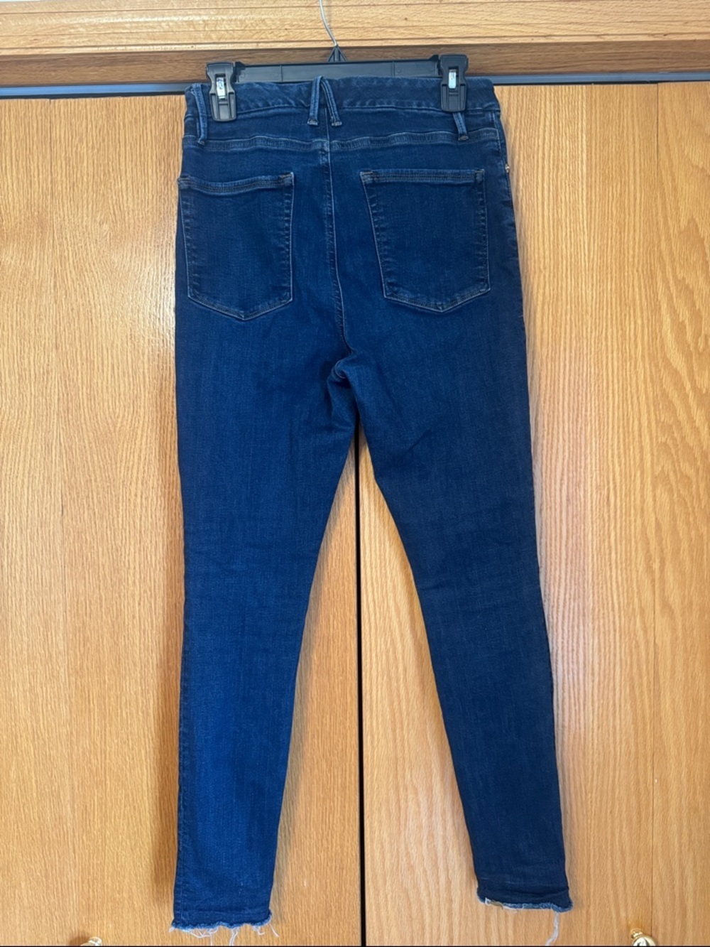 Good American Dark Blue Women's High-Rise freyed bottoms long skinnyJeans - Picture 5 of 5